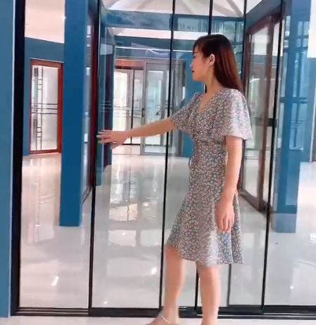 嘉（jiā）美門業簡約三聯動展示